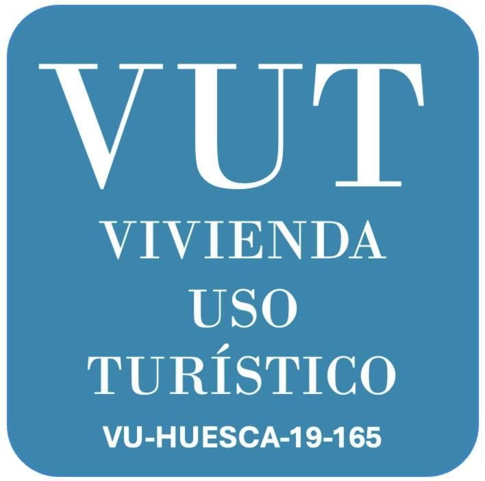 Duplex Altos De Santiago Buhardilla Apartman Villanúa Kültér fotó