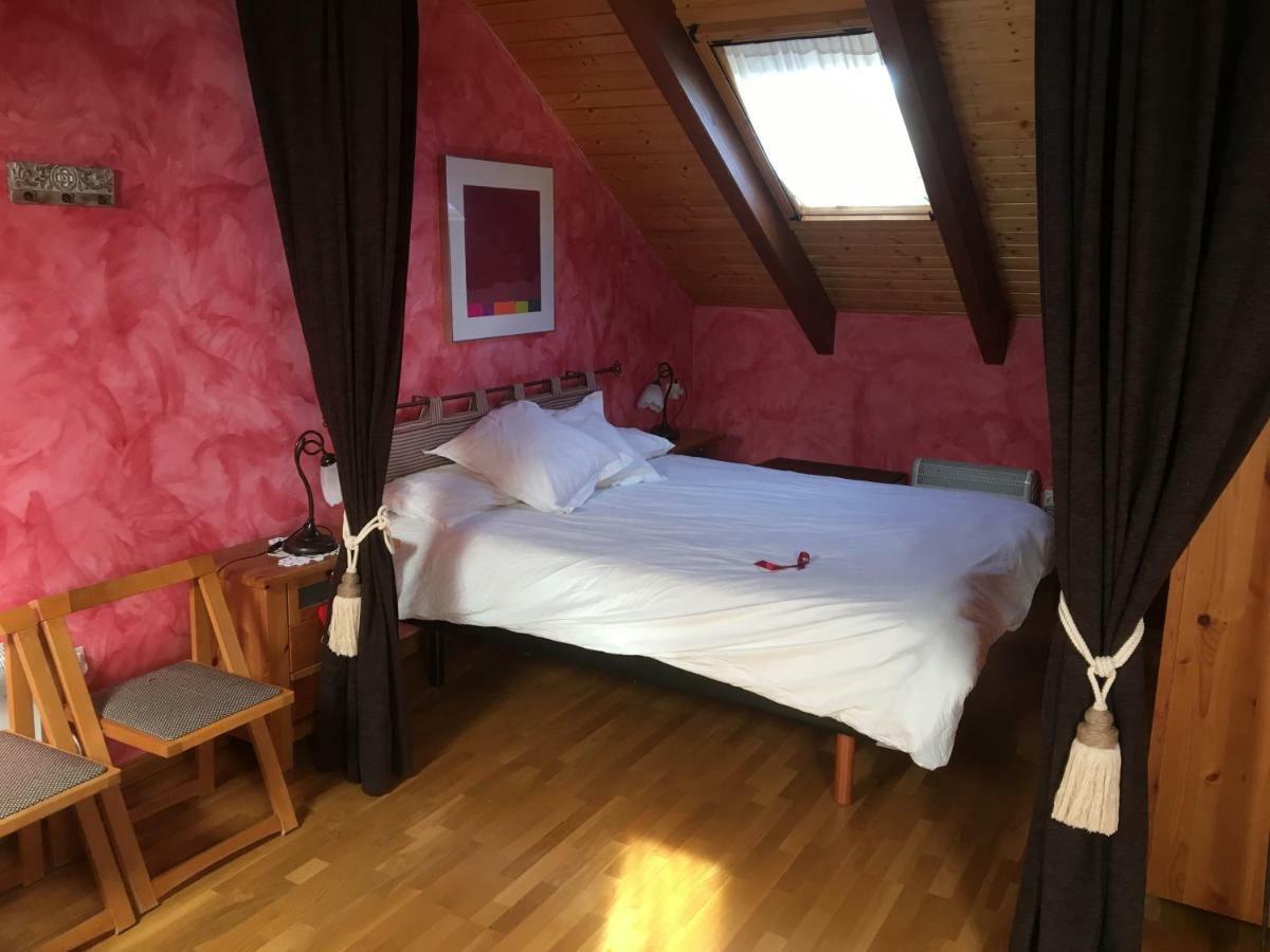 Duplex Altos De Santiago Buhardilla Apartman Villanúa Kültér fotó